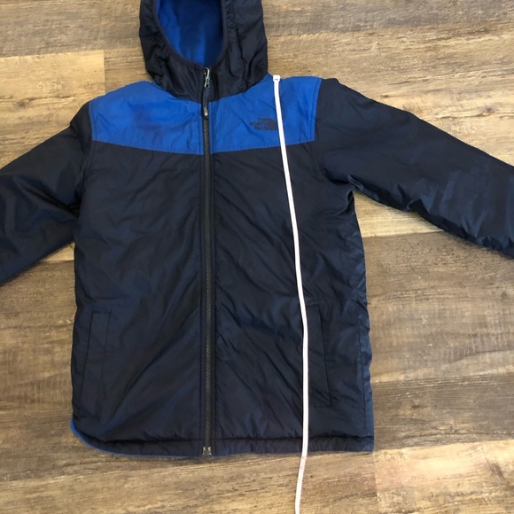 REVERSIBLE NORTHFACE Boys size Large EUC - Picture 5 of 9